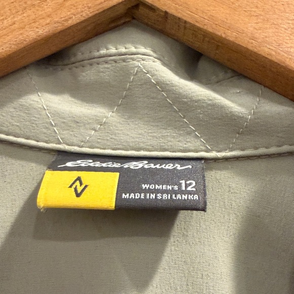 Eddie Bauer Beige Blazer with Button Detail - Picture 2 of 3